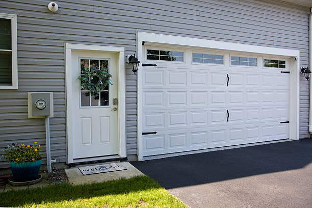 24/7 Emergency Garage Door Roller Replacement experts in Mount Vernon, VA